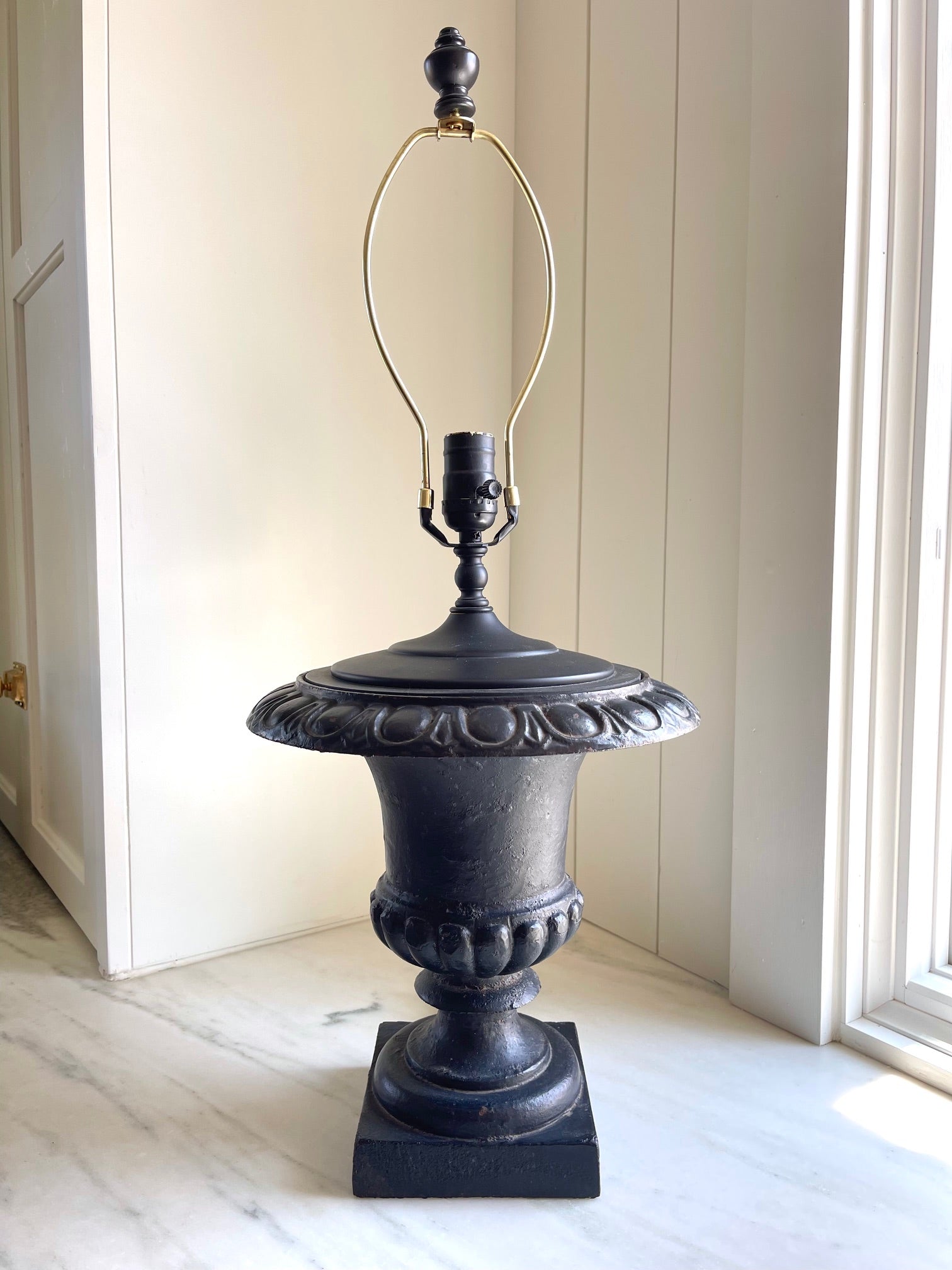 Vintage Cast Iron Urn Lamp
