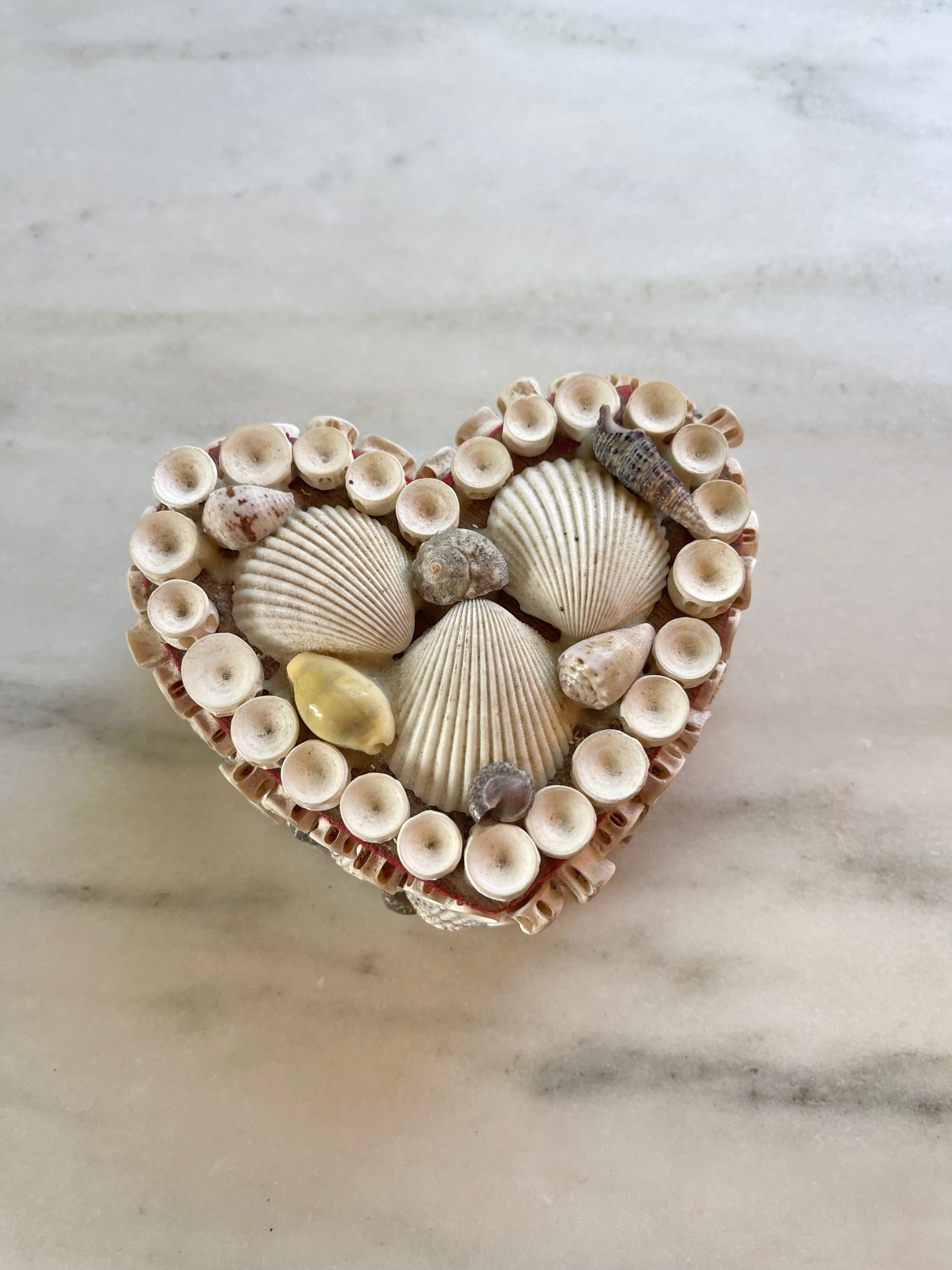 Vintage Heart Shell Box