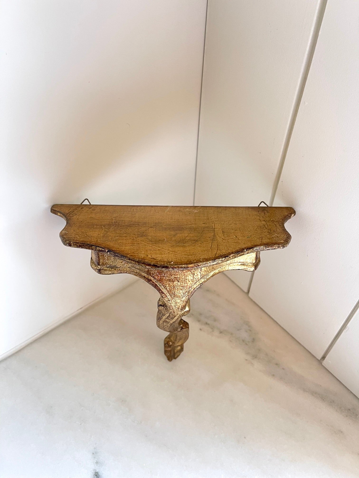 Vintage Italian Florentine Giltwood Wall Shelf